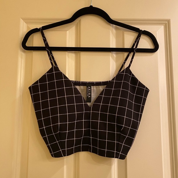 AKIRA Tops - AKIRA Cropped Black & White Tank